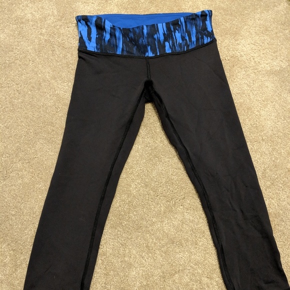 Reversible Lululemon leggings - Picture 2 of 3